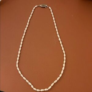 Vintage Pearl Necklace 16 inches